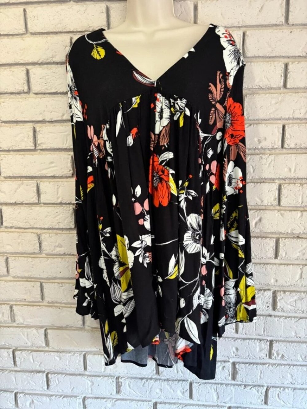 Free People Women's Floral Bell Sleeve Tunic Top Small